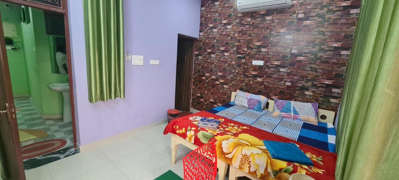 Anukampa Homestay Agra  Esterno foto